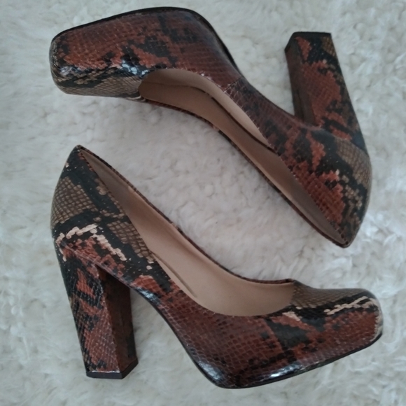 Nine West Shoes - NINE WEST SNAKE SKIN PUMP